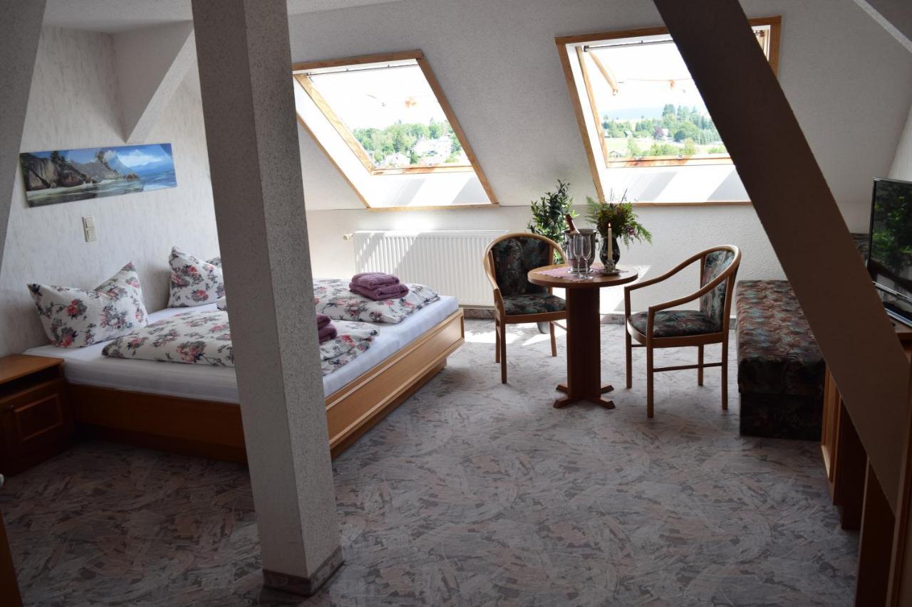 Hotel Carola Schönheide Eksteriør bilde